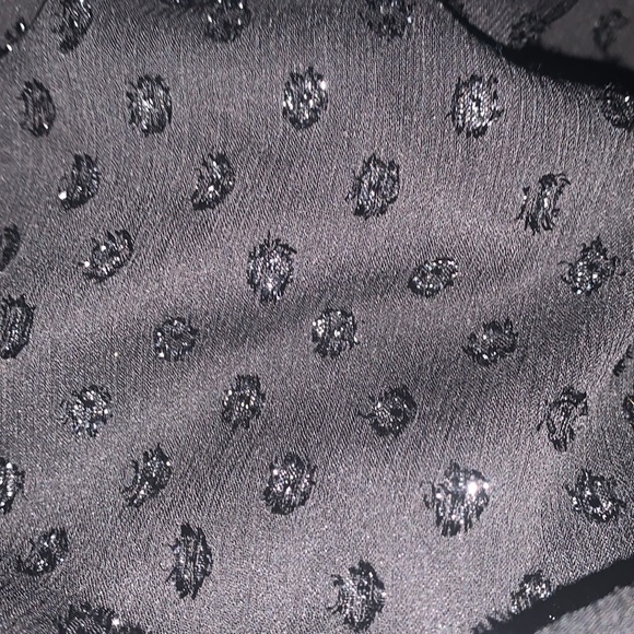 CeCe Blouse - Picture 4 of 4